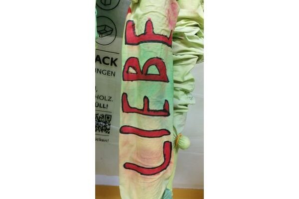 2026_Graffiti-Tubes-12